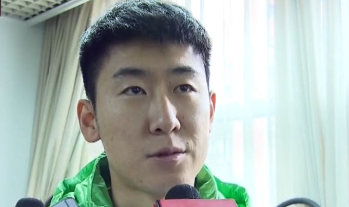 李泰来点点头，极其不忿的说道：那就十六亿。